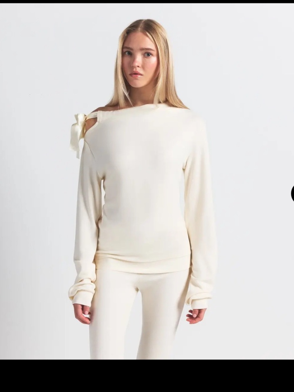 SKIMS CLOUD OFF THE SHOULDER LONG SLEEVE TOP Ecru